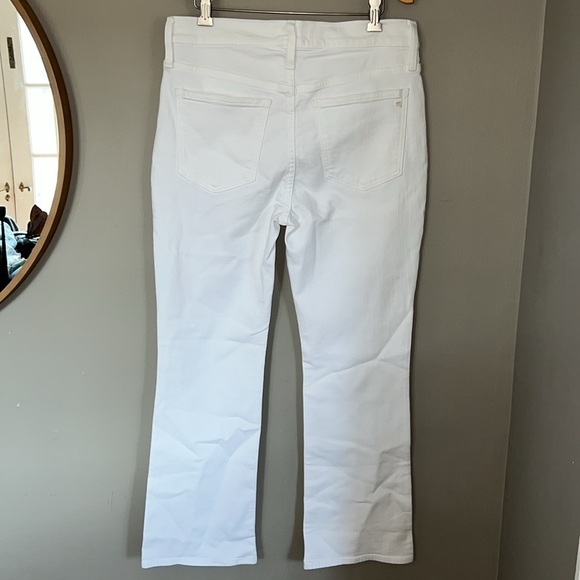 Madewell white mid-rise kick out jeans - Picture 9 of 12